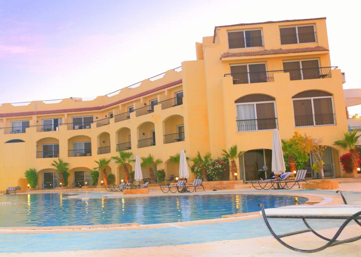 Royal Naama Bay Resort Sharm el-Sheikh Exterior photo