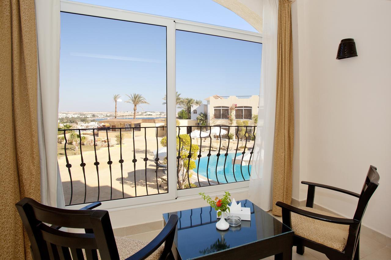 Royal Naama Bay Resort Sharm el-Sheikh Exterior photo